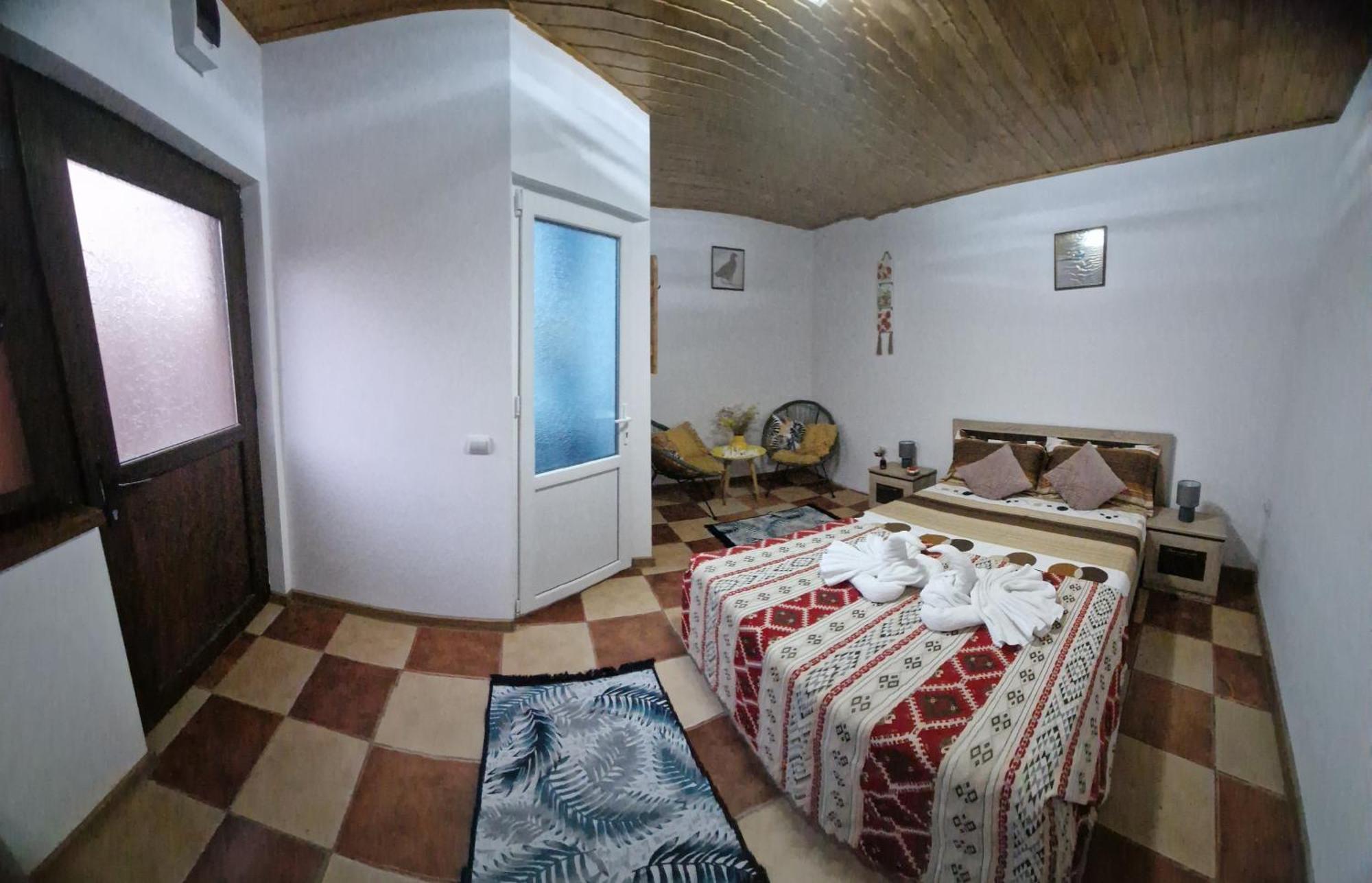 Hotel Casa Roko Sfântu Gheorghe Exterior foto
